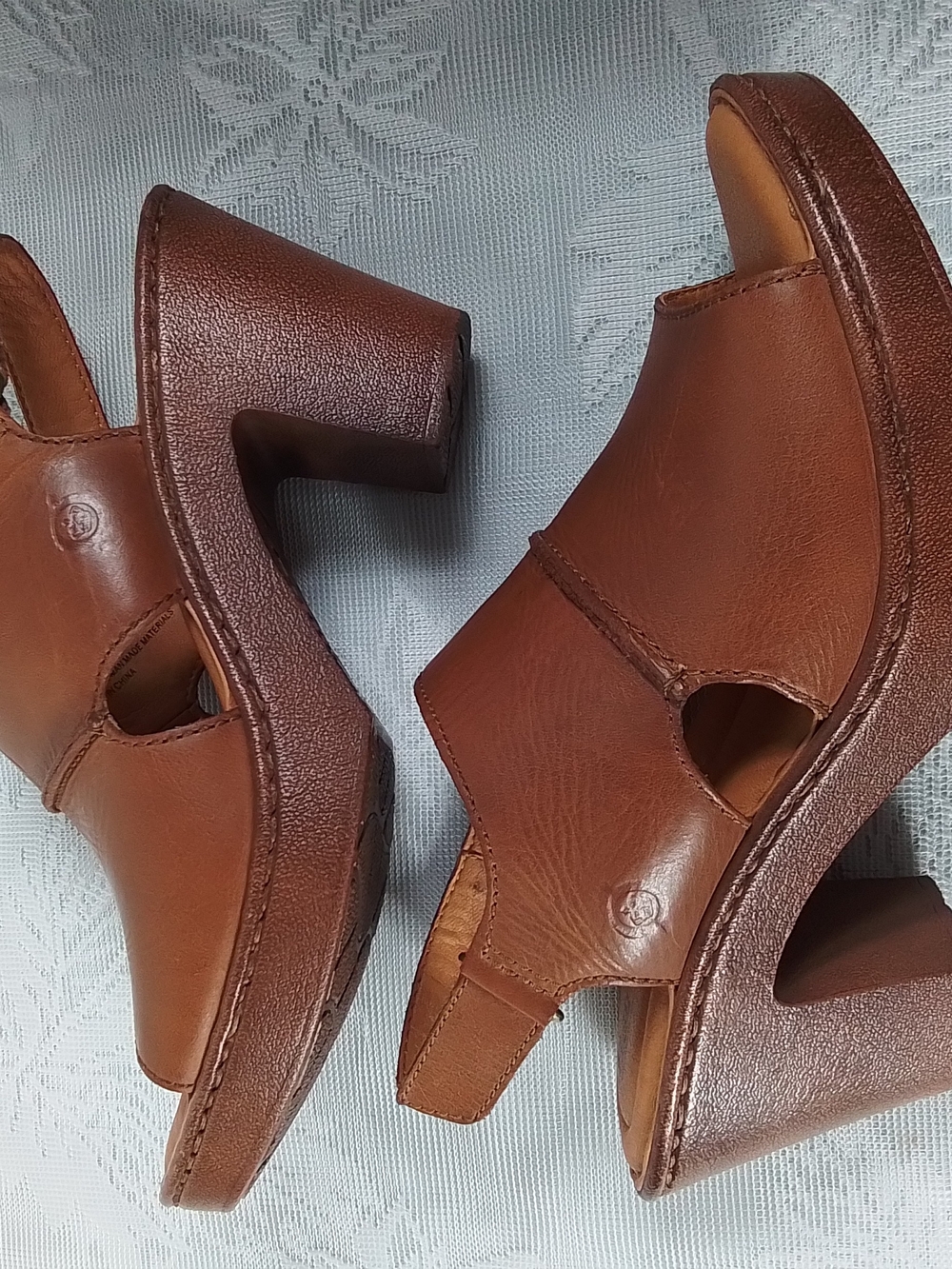 Born light brown leather slingback heeled sandals - Picture 10 of 13